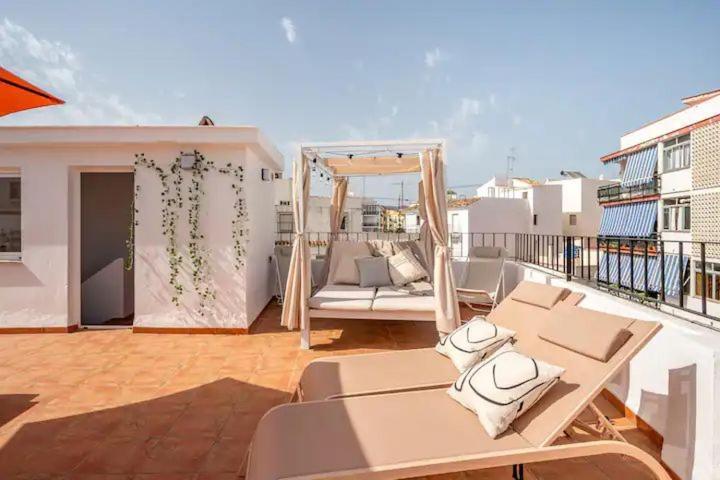 Astor Centro. 360 Roof Terrace. Epicentre Old Town Apartment *